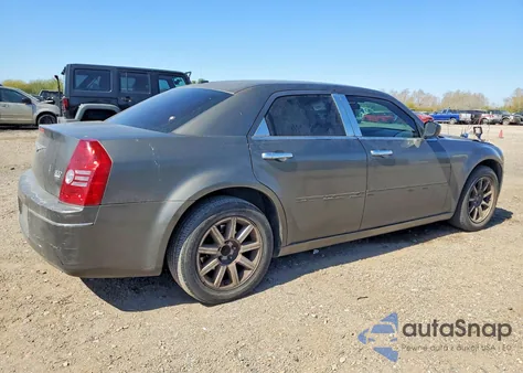2010 Chrysler 300 Touring from USA, damaged, VIN 2C3CA5CV8AH241563